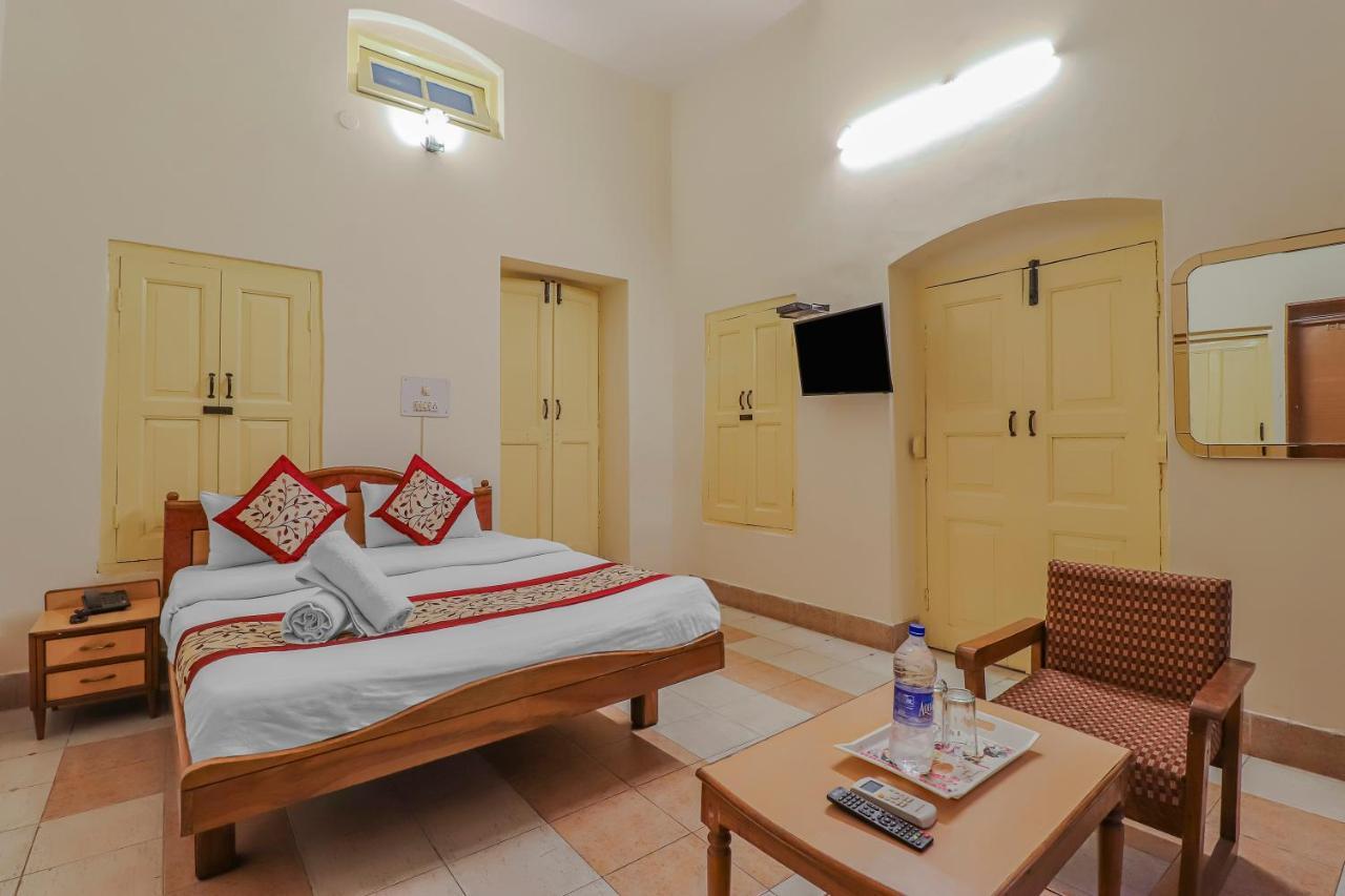 Hotel Heritage Dehradun Esterno foto
