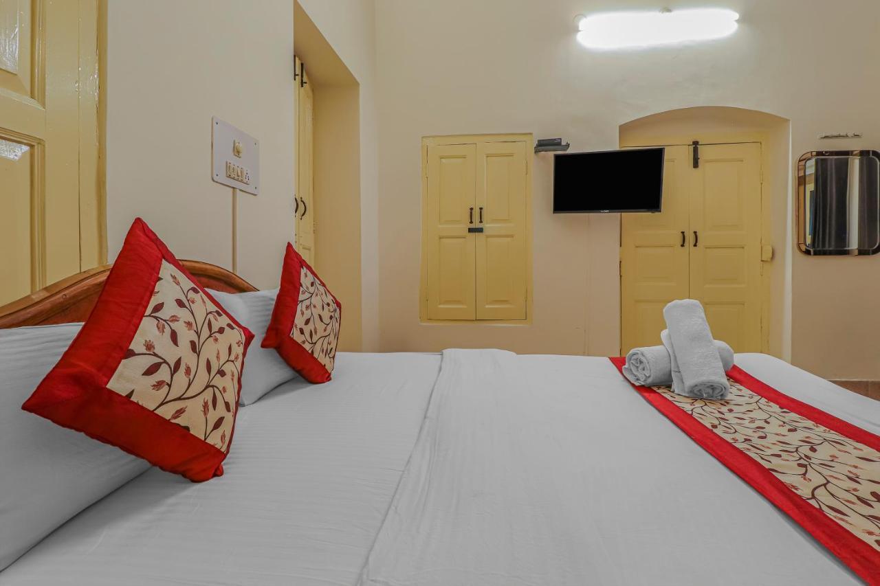 Hotel Heritage Dehradun Esterno foto